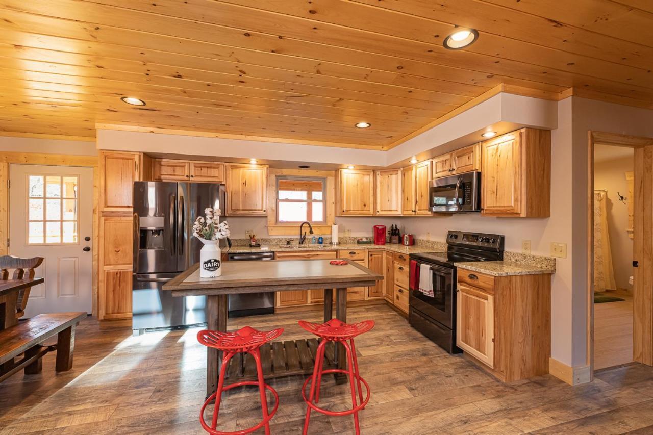 The Red Fox Cabin Villa Maggie Valley Esterno foto
