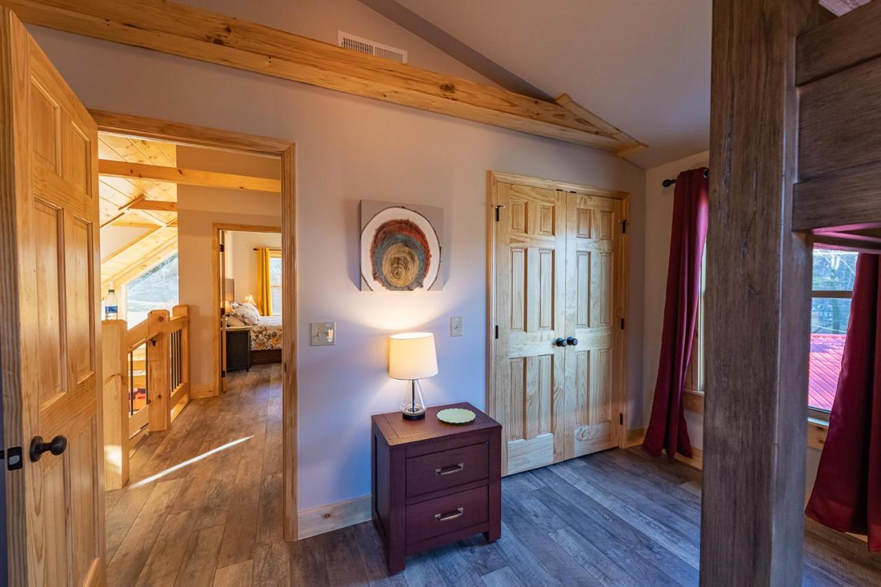 The Red Fox Cabin Villa Maggie Valley Esterno foto