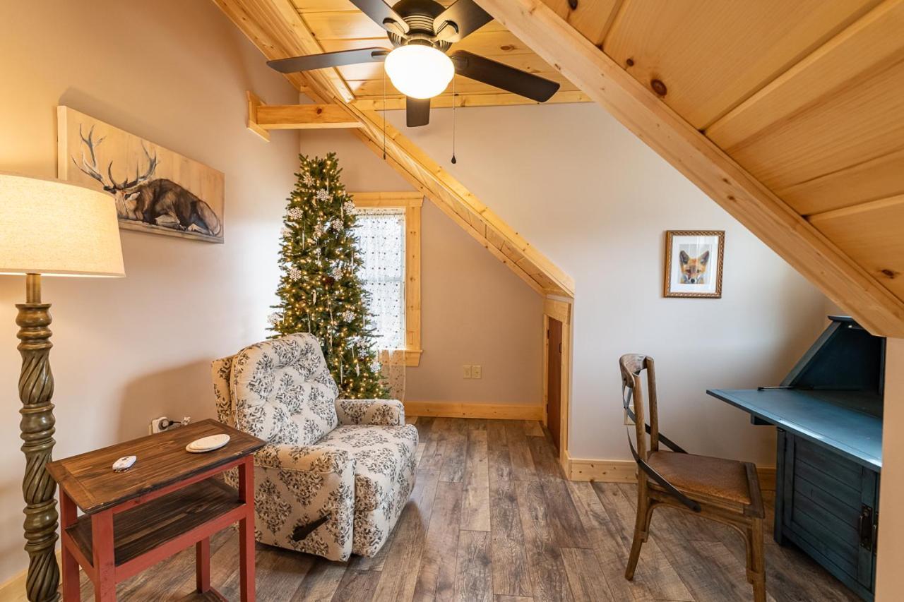 The Red Fox Cabin Villa Maggie Valley Esterno foto