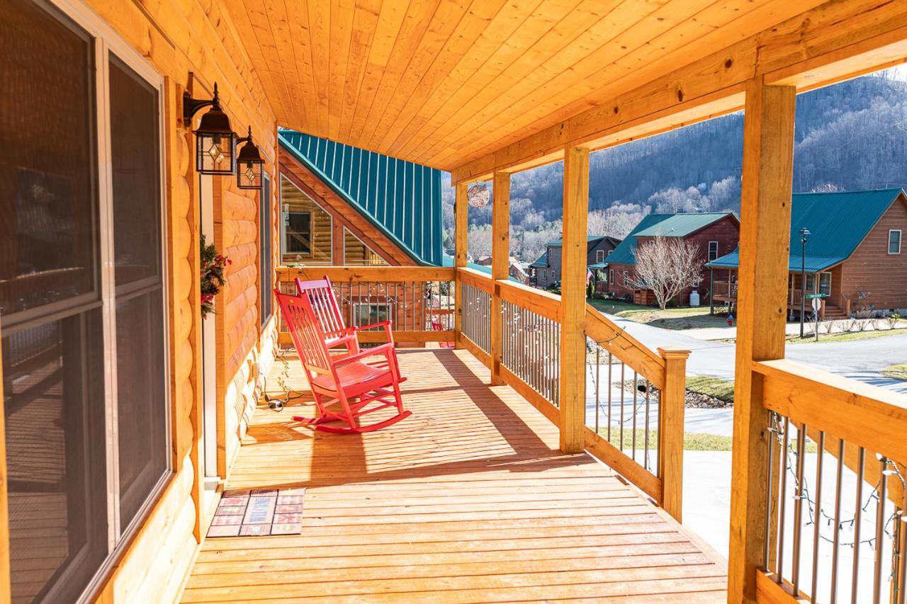 The Red Fox Cabin Villa Maggie Valley Esterno foto