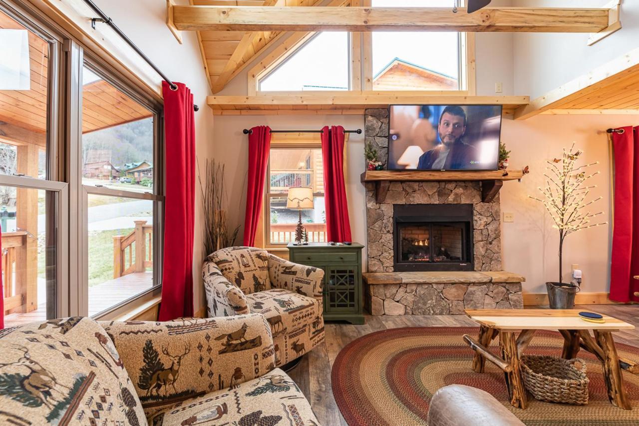 The Red Fox Cabin Villa Maggie Valley Esterno foto