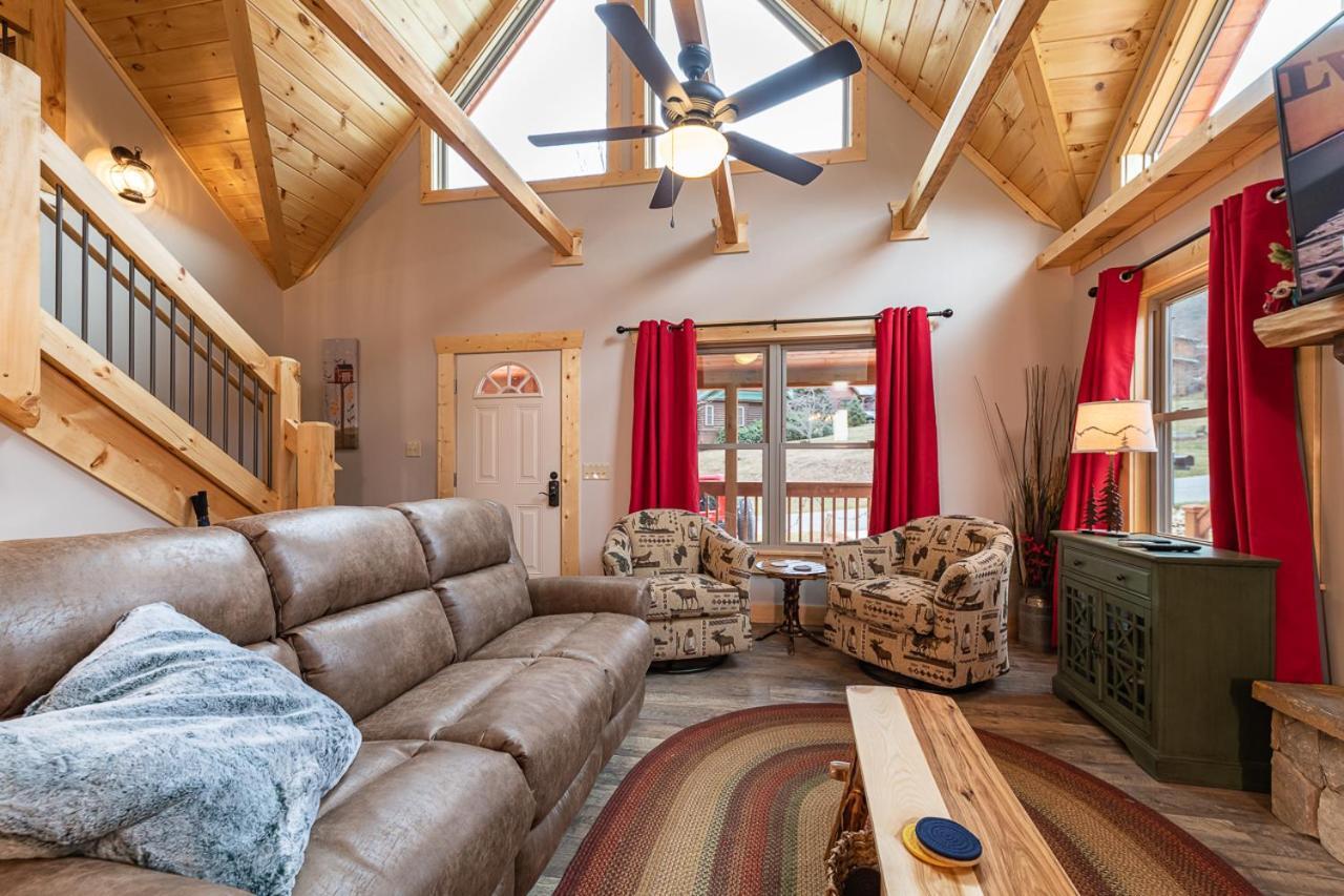 The Red Fox Cabin Villa Maggie Valley Esterno foto